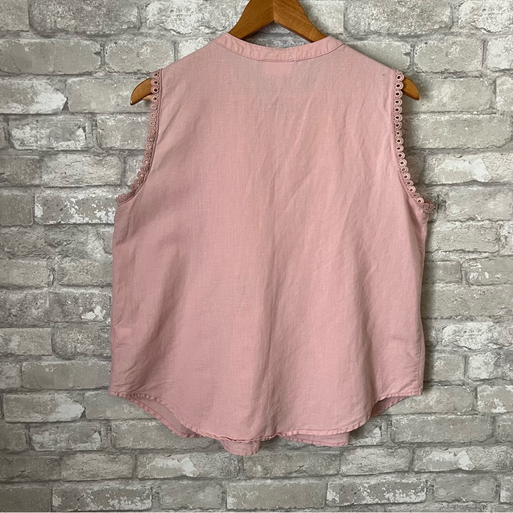 Bundle of 2 Liz Claiborne Women's Large Linen Blend Sleeveless Button Up Blouses - Picture 5 of 13